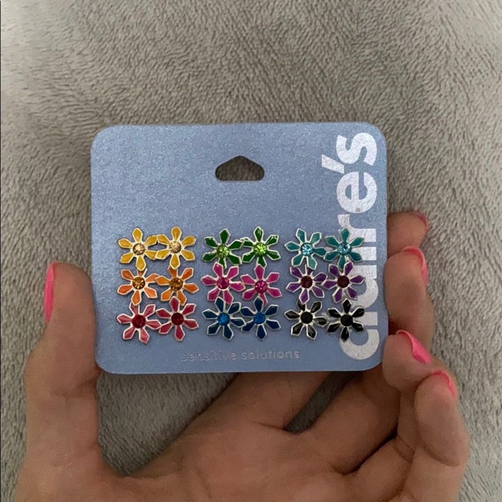 9 pack of Earrings